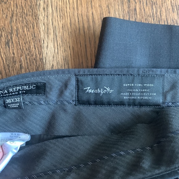 Banana Republic Dress Pants 36x32 - Picture 3 of 3